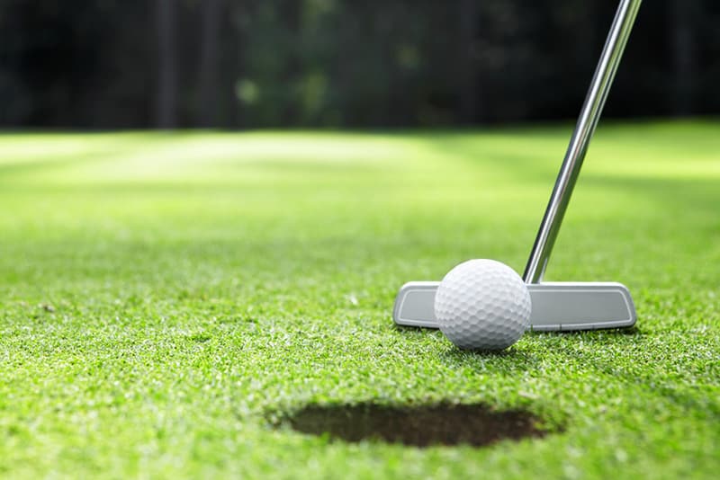 The-putter-is-a-must-have-golf-club