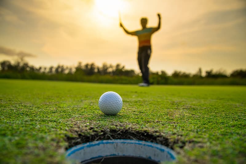Scoring-a-birdie-in-golf-is-not-simple-for-all-players-especially-novice-ones