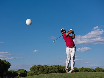 How-Far-Should-a-Beginner-Hit-a-Golf-Ball